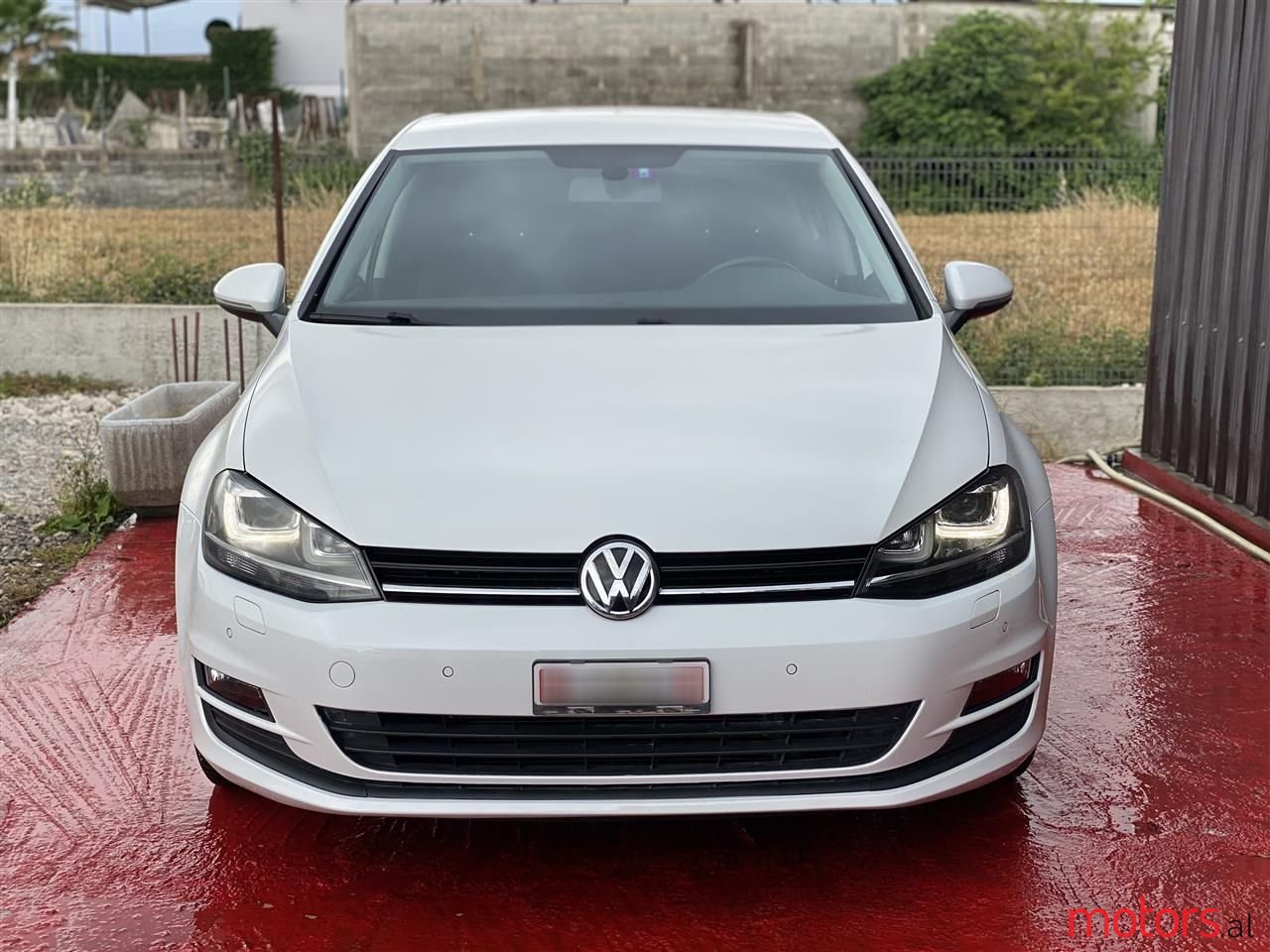 2013' Volkswagen Golf photo #2