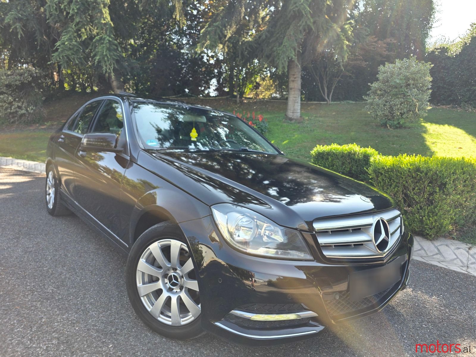2013' Mercedes-Benz C 220 photo #3