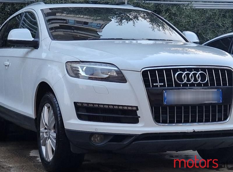 2015' Audi Q7 photo #2