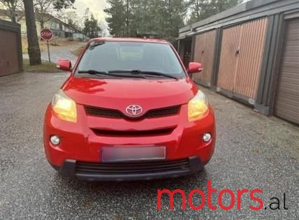 2011' Toyota Urban Cruiser photo #3