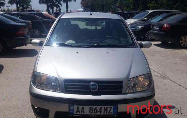 2005' Fiat Punto photo #1