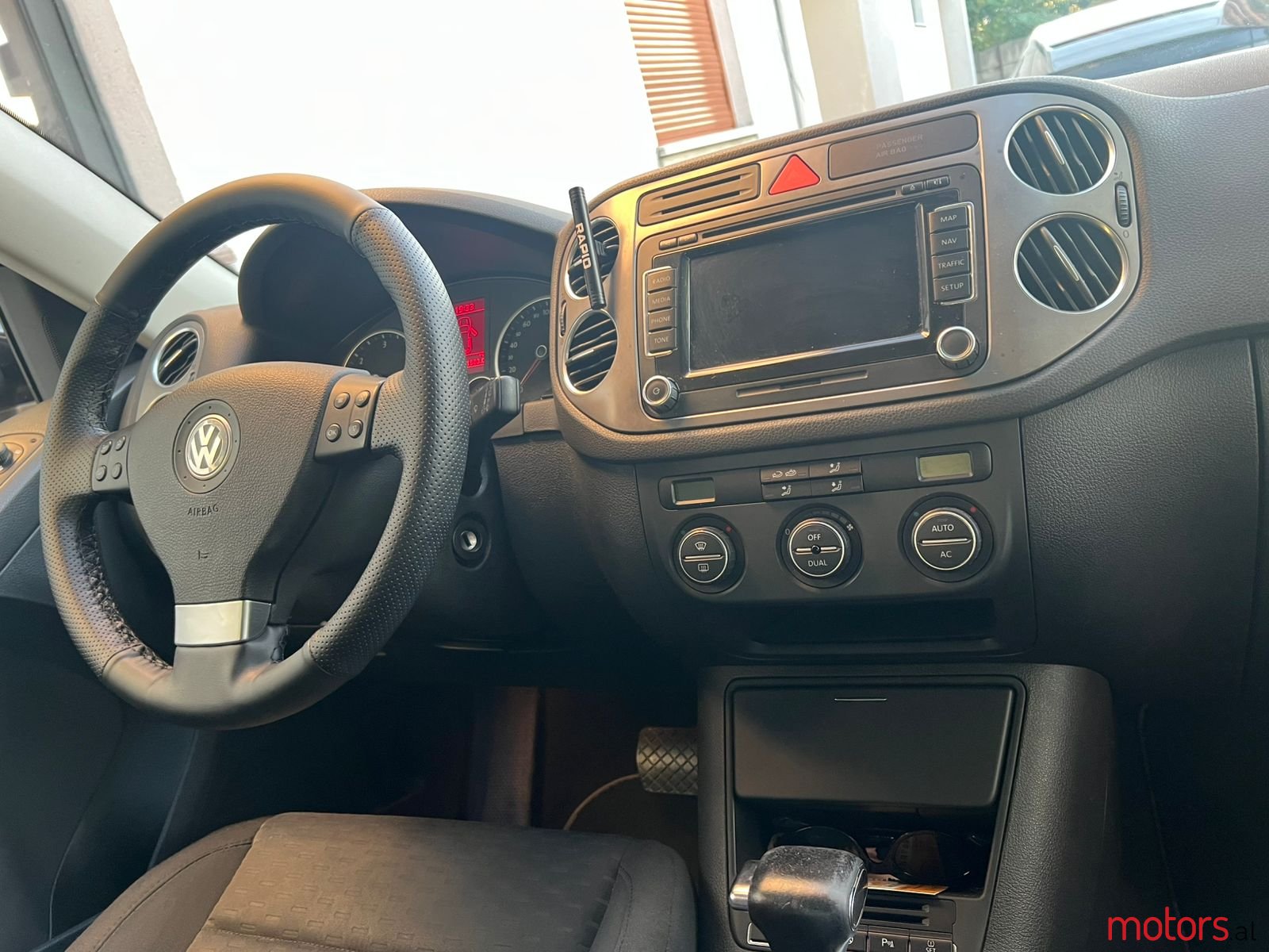 2008' Volkswagen Tiguan photo #4