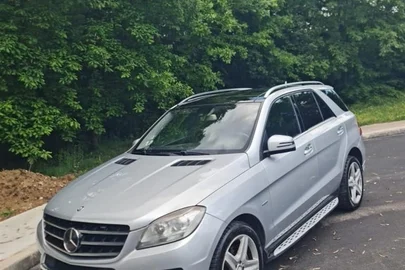 2013' Mercedes-Benz ML 350