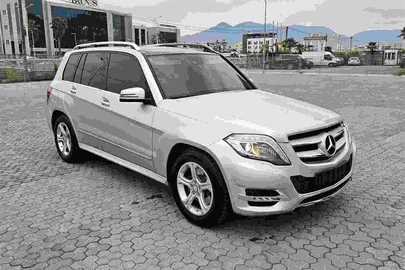 2014' Mercedes-Benz GLK 220