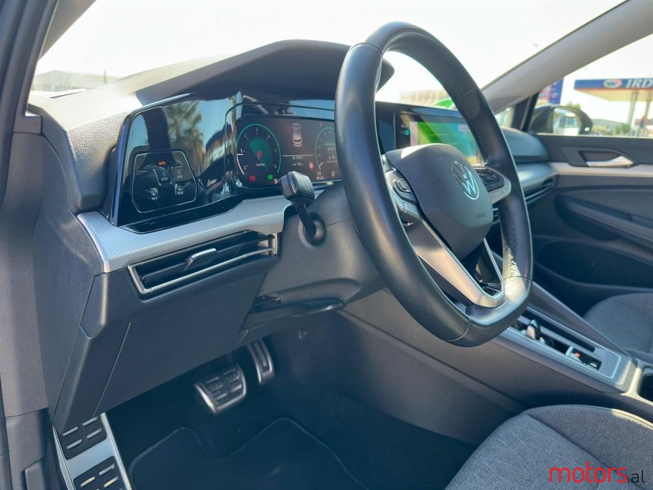 2023' Volkswagen Golf photo #6