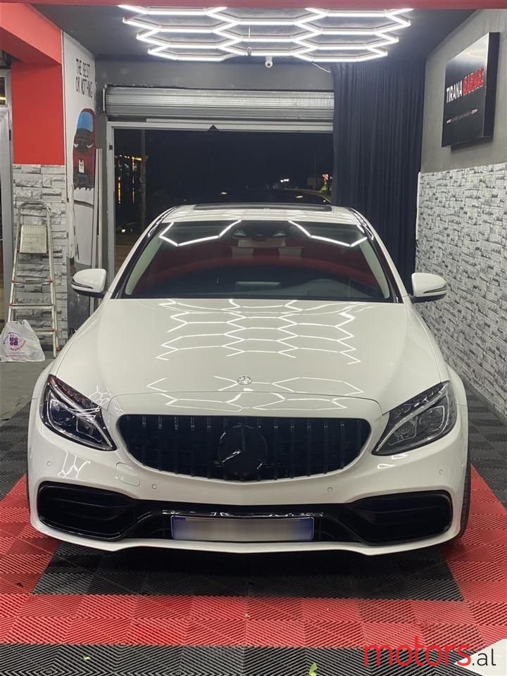 2017' Mercedes-Benz 220 photo #1