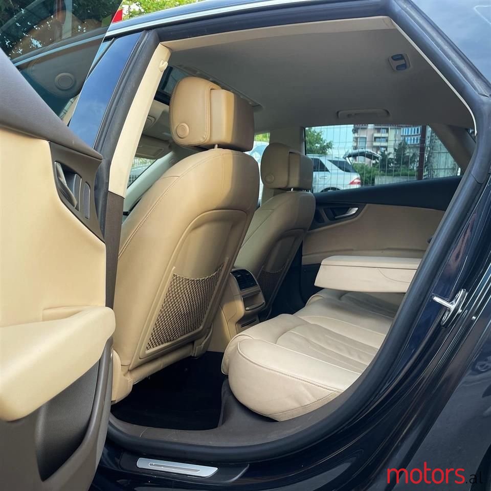 2014' Audi A7 photo #6