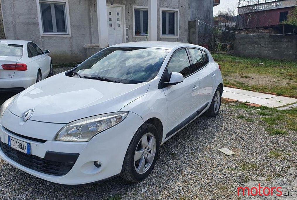 2009' Renault Megane photo #1