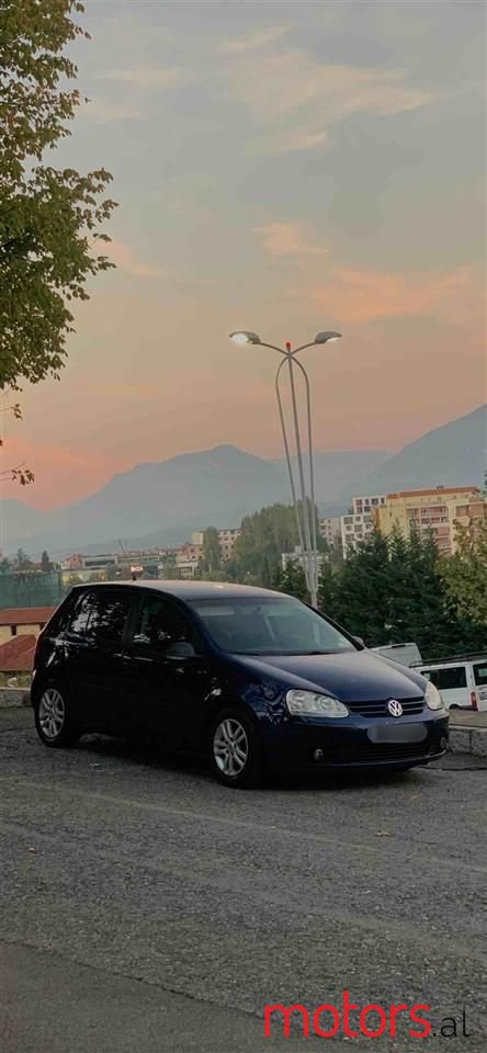 2007' Volkswagen Golf photo #3