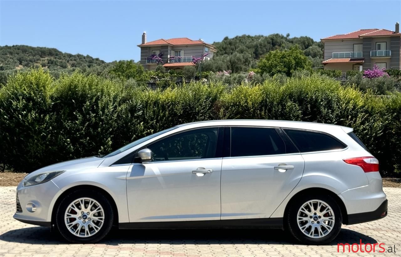 2012' Ford Focus photo #6