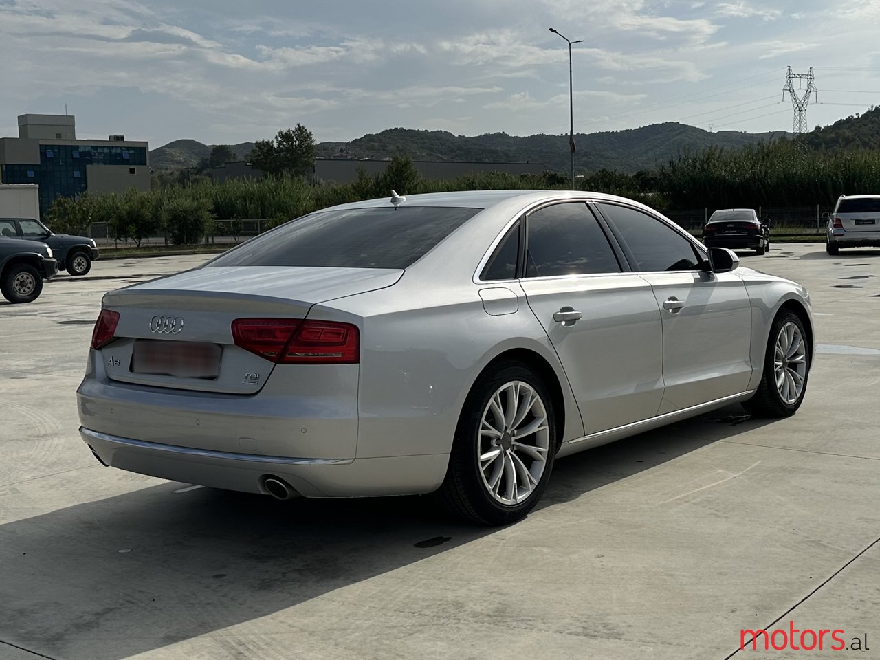 2012' Audi A8 photo #2