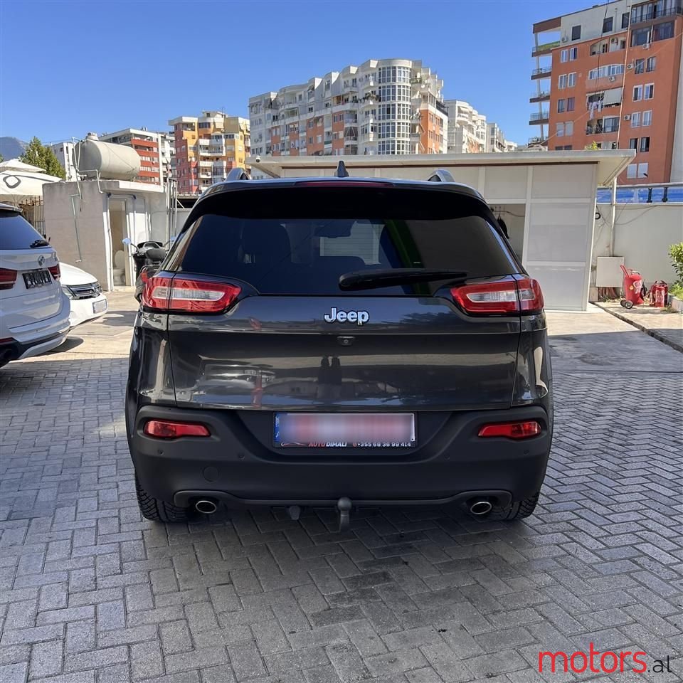 2014' Jeep Cherokee photo #3