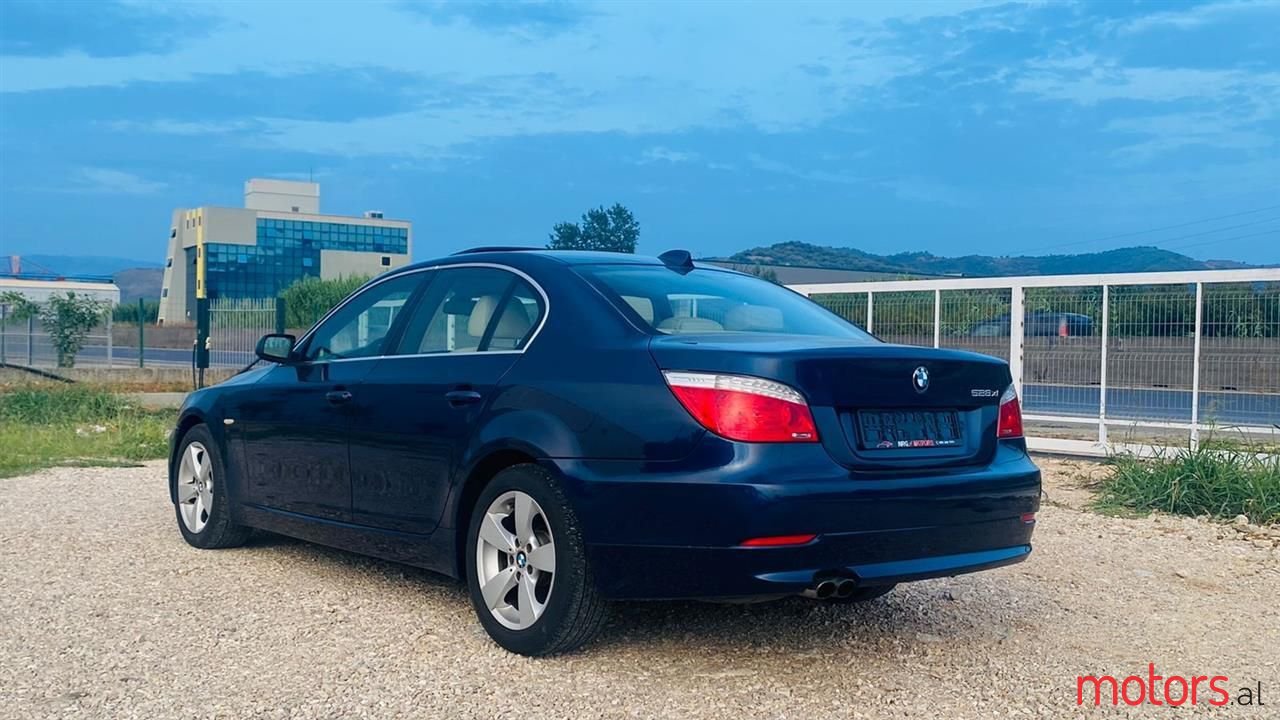 2008' BMW 528 photo #5