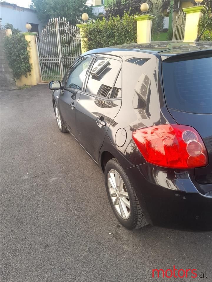 2008' Toyota Auris photo #5