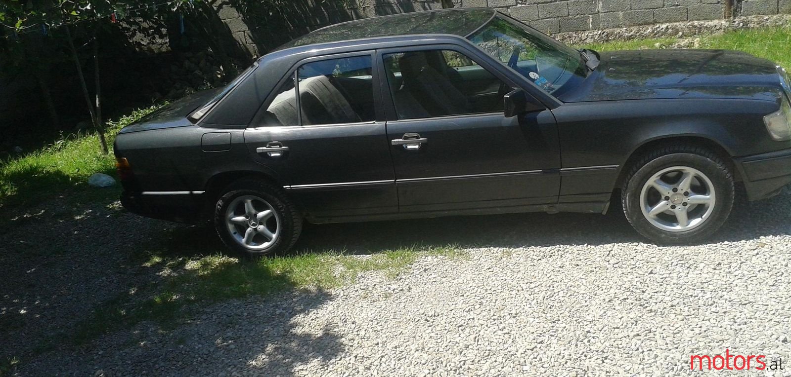 1989' Mercedes-Benz 200 photo #2