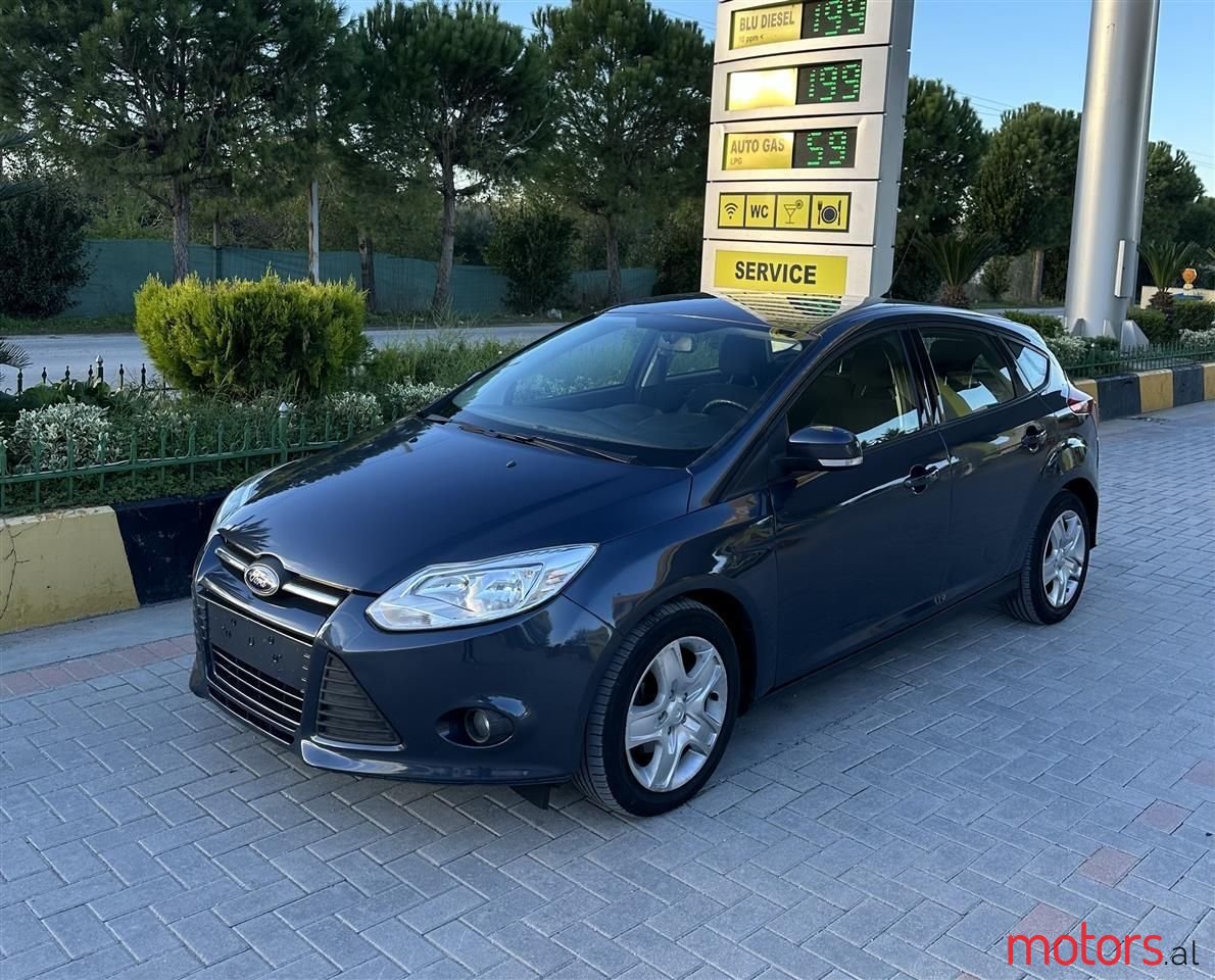 2013' Ford Focus photo #6