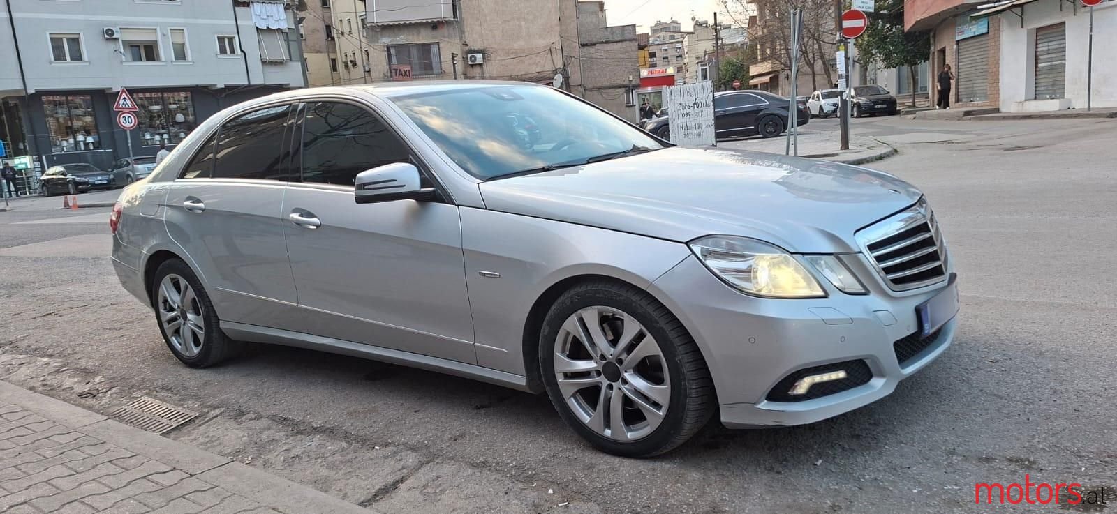 2009' Mercedes-Benz C 250 photo #2