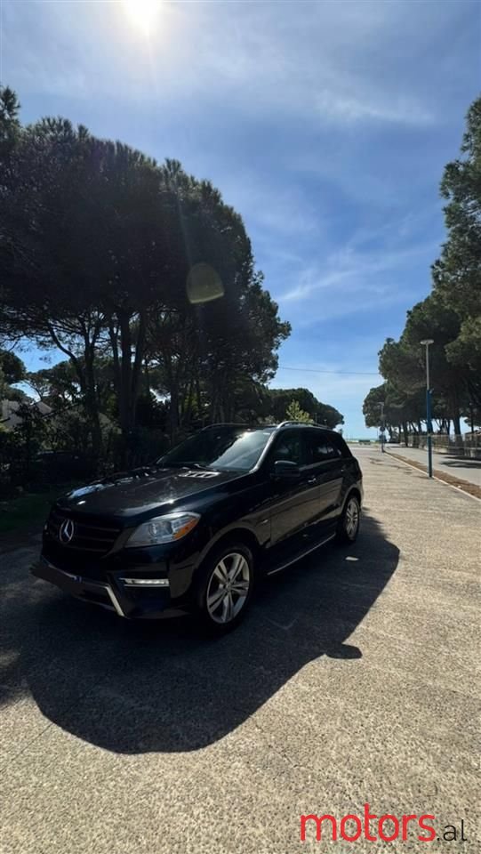 2012' Mercedes-Benz ML 350 photo #3