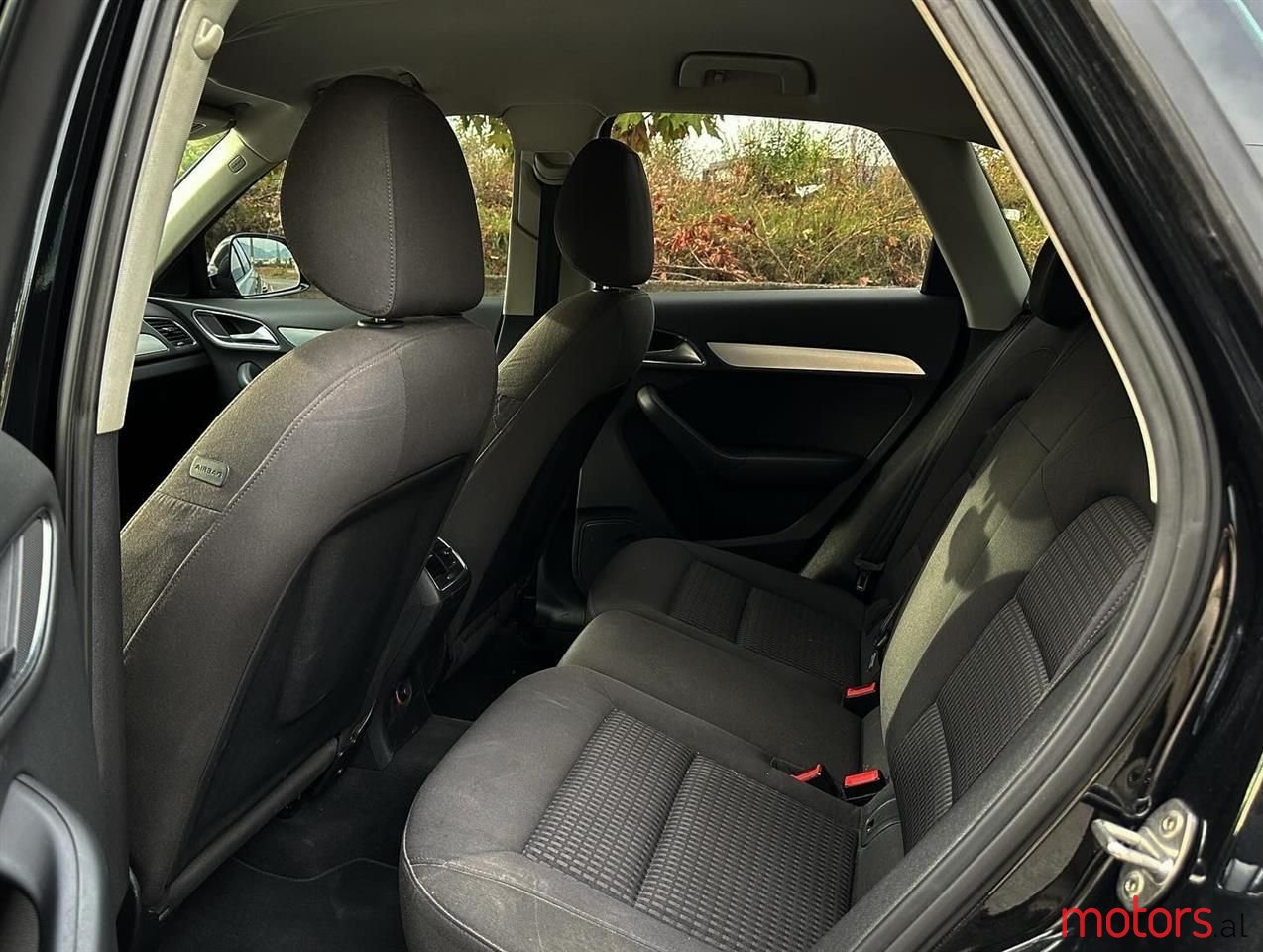 2013' Audi Q3 photo #2