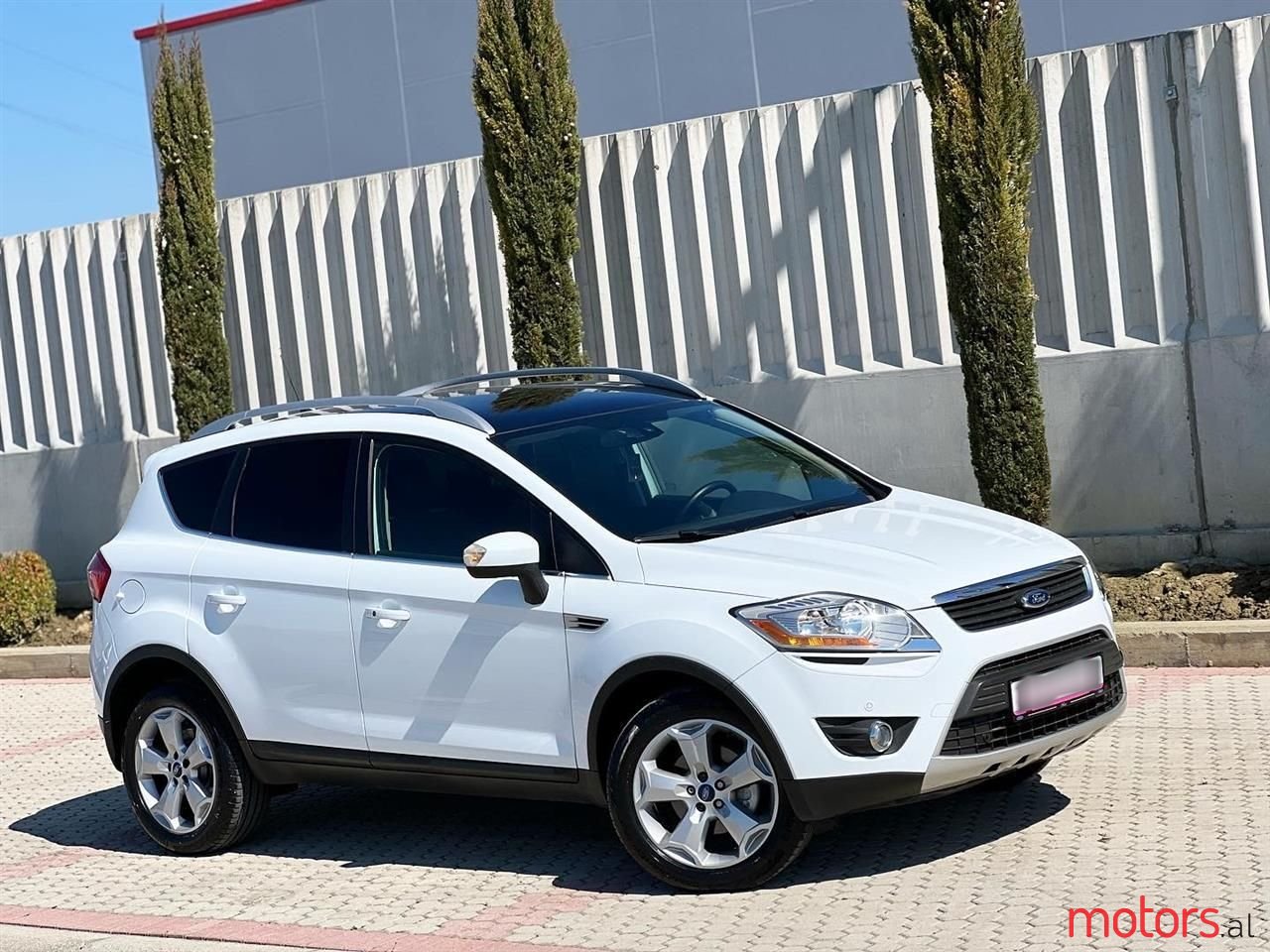 2011' Ford Kuga photo #2