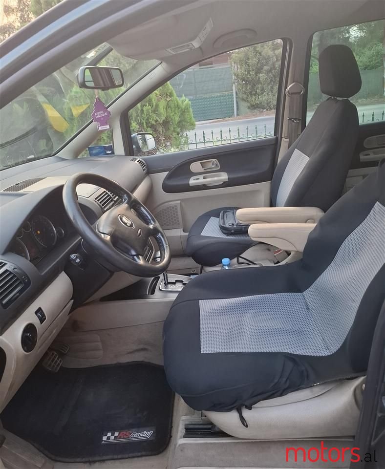 2008' SEAT Alhambra photo #4