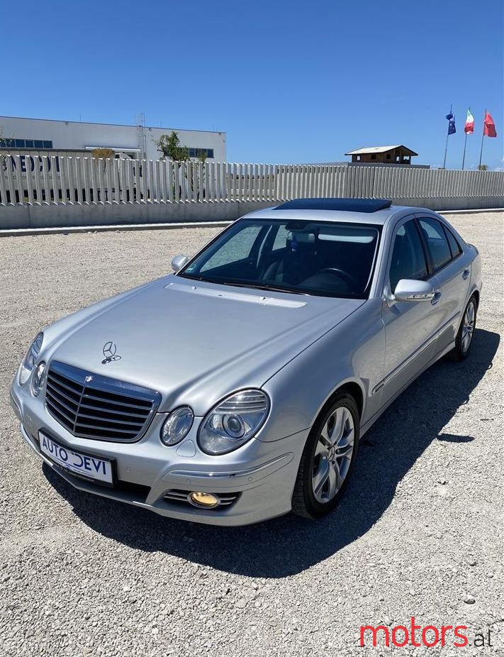 2007' Mercedes-Benz E 280 photo #1