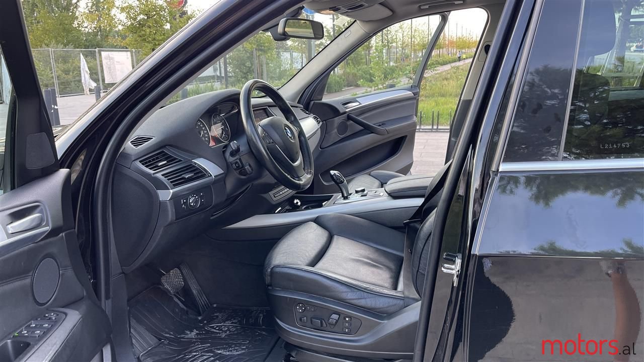 2010' BMW X5 photo #3