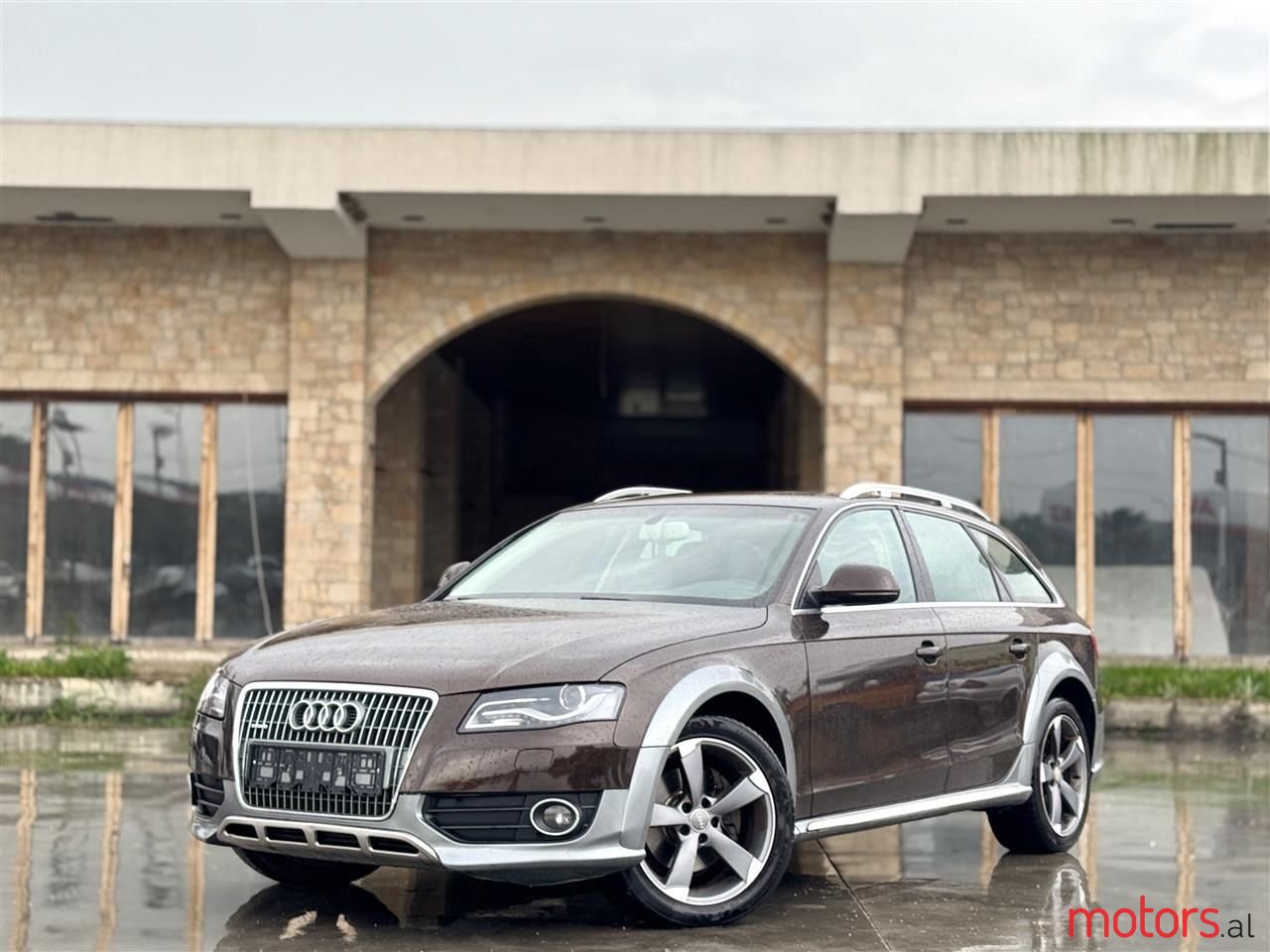 2012' Audi A4 photo #1