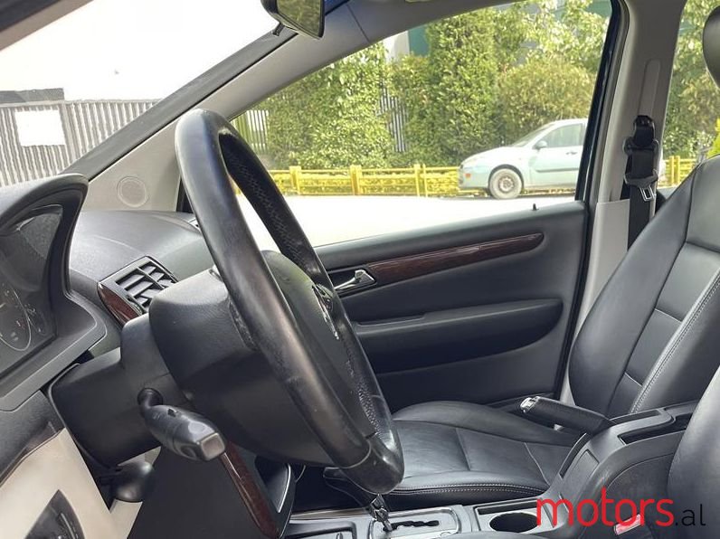 2006' Mercedes-Benz A 180 photo #6