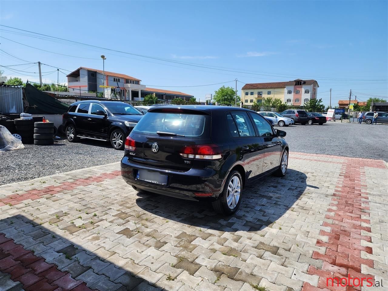 2010' Volkswagen Golf photo #4