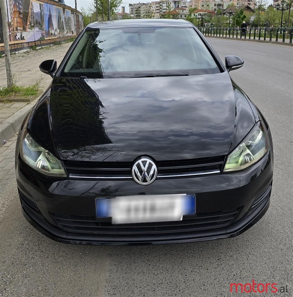 2015' Volkswagen Golf photo #4