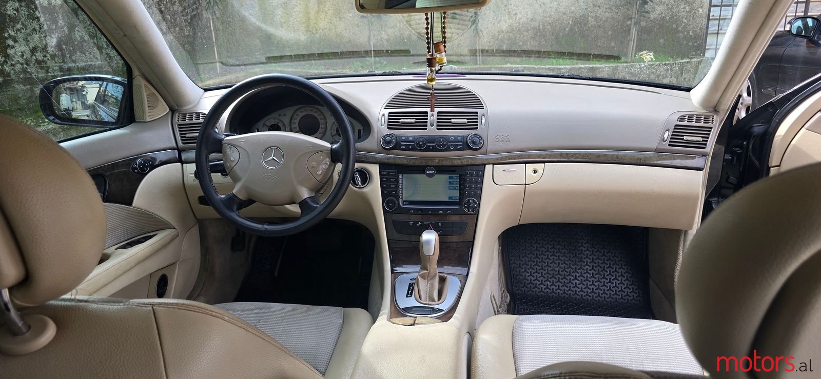 2002' Mercedes-Benz E 240 photo #5