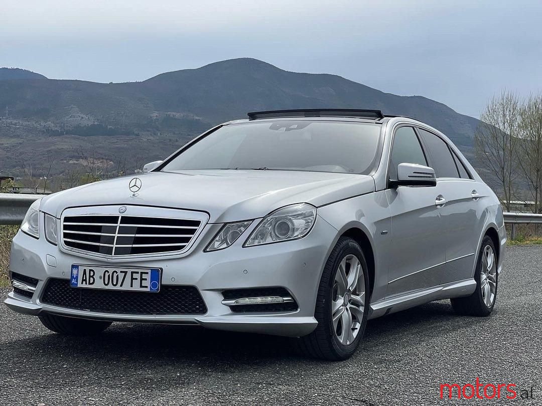 2010' Mercedes-Benz E 250 photo #1