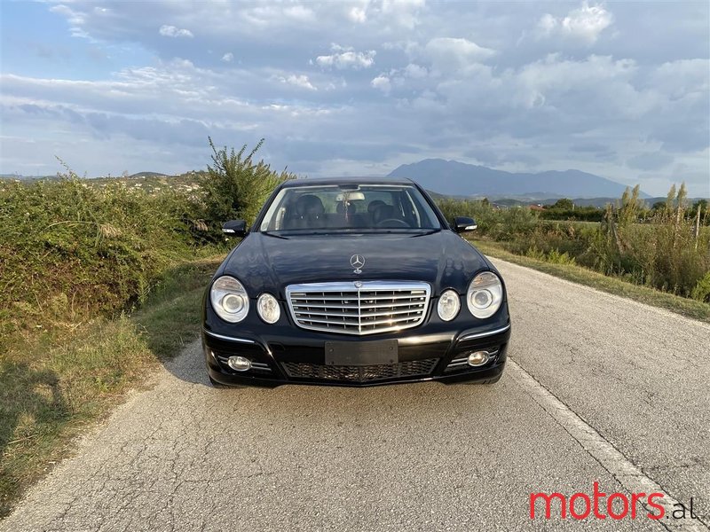 2008' Mercedes-Benz E 280 photo #2
