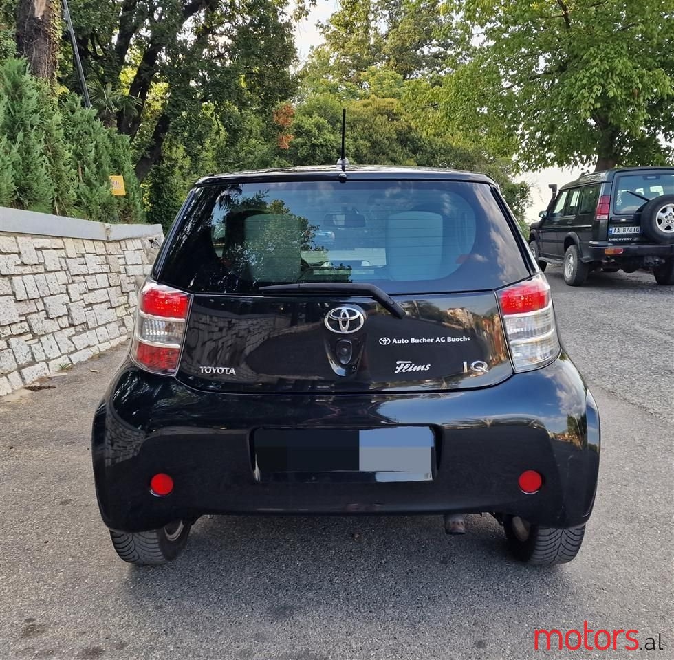 2010' Toyota iQ photo #4