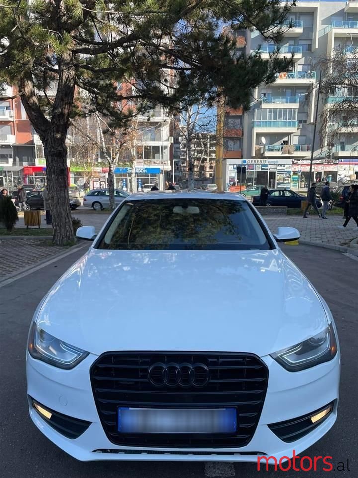 2013' Audi A4 photo #1