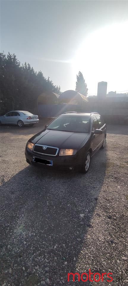 2004' Skoda Fabia photo #1