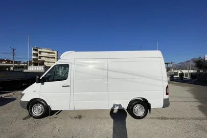 2006' Mercedes-Benz Sprinter