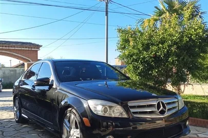 2011' Mercedes-Benz C 300