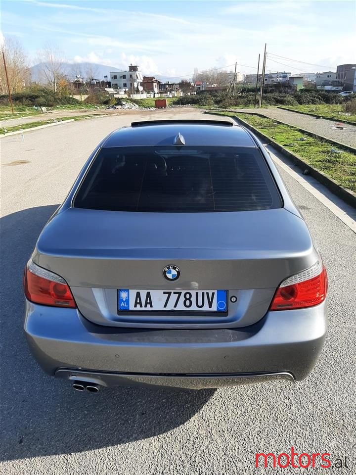 2008' BMW 525 photo #4