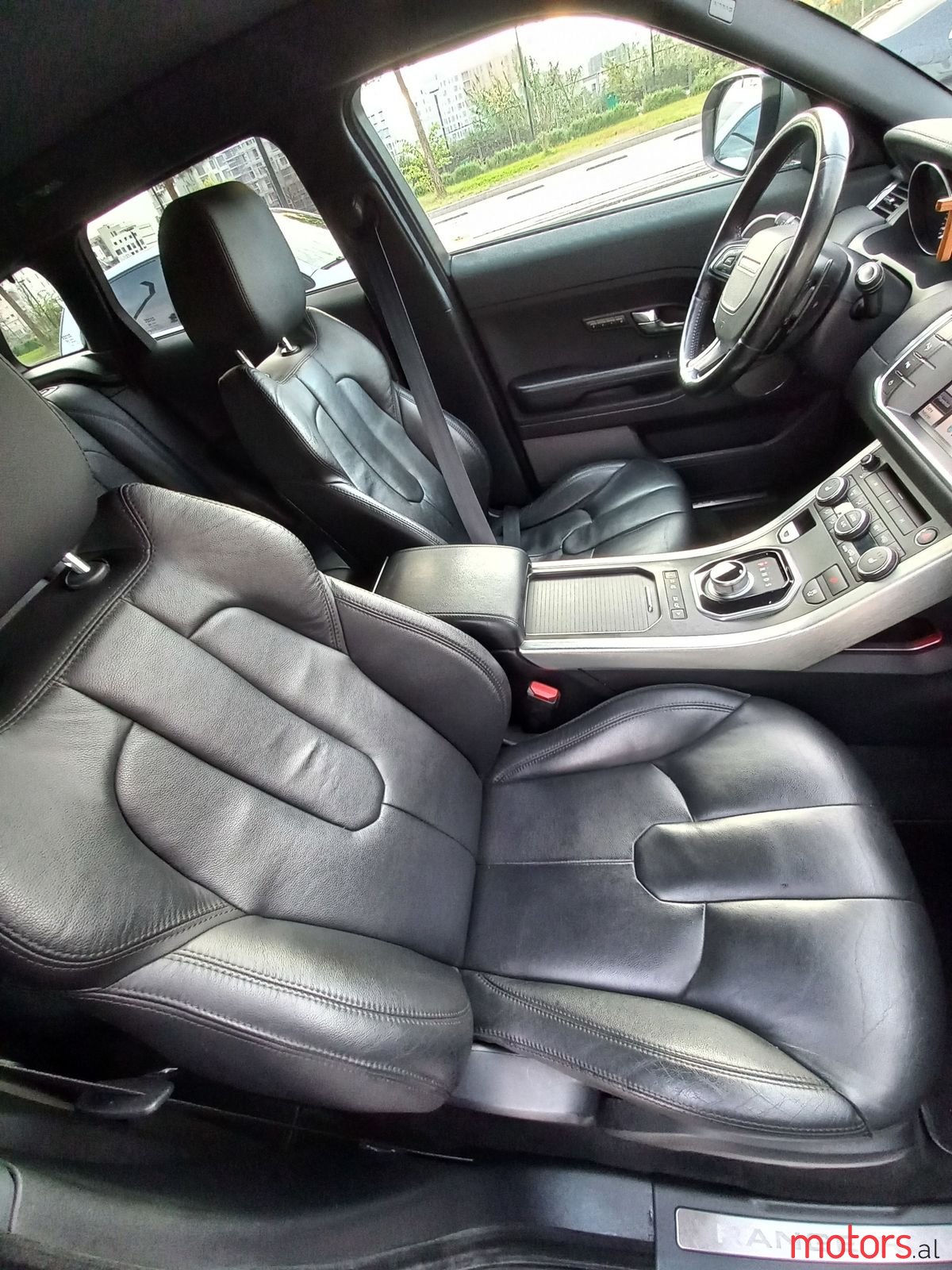 2013' Land Rover Range Rover Evoque photo #6