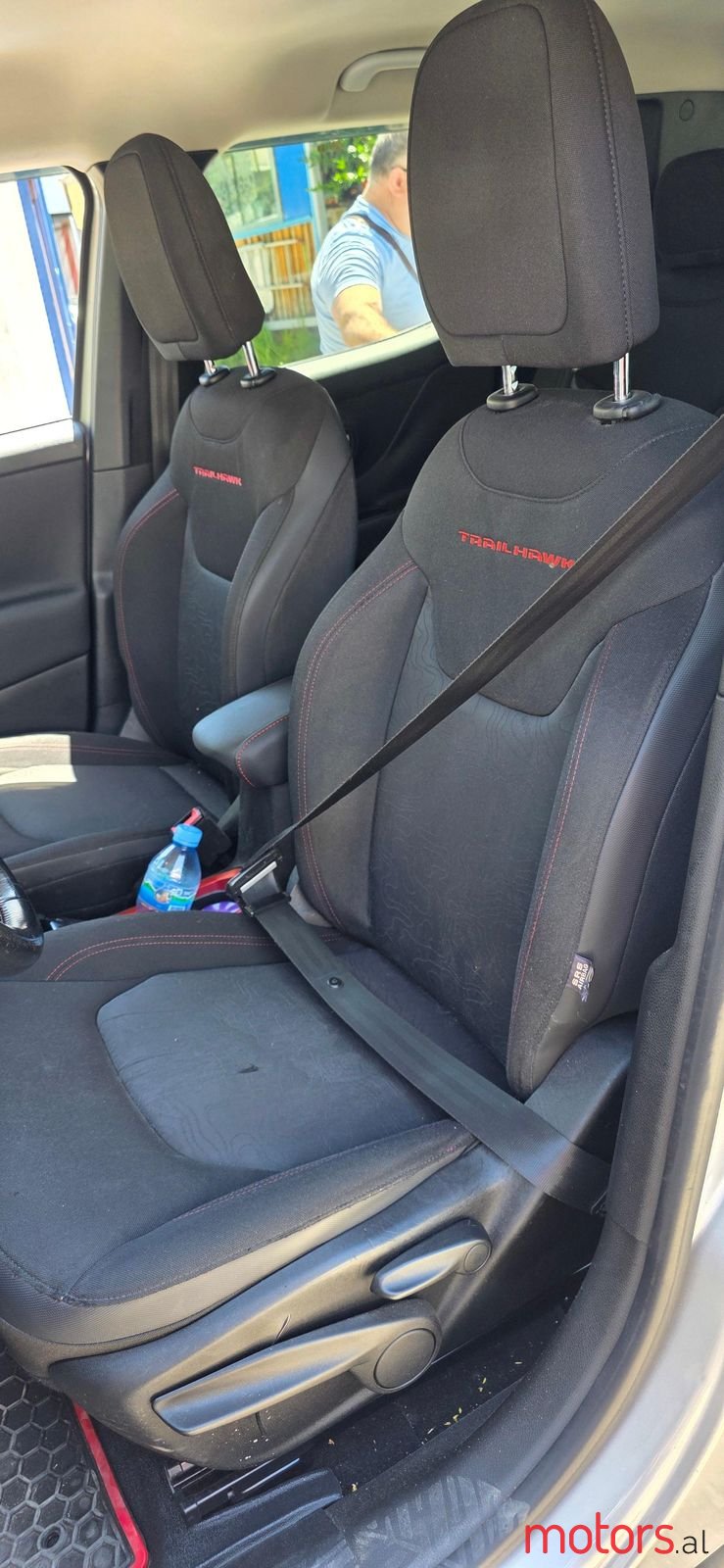 2015' Jeep Renegade photo #5