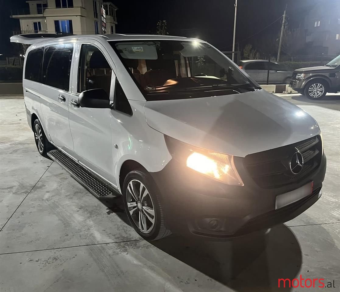 2017' Mercedes-Benz V 220 photo #4