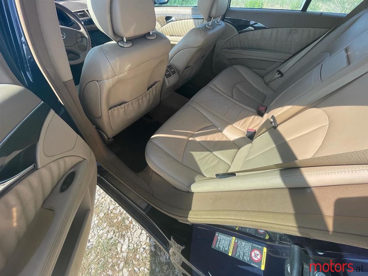 2008' Mercedes-Benz E 320 photo #3