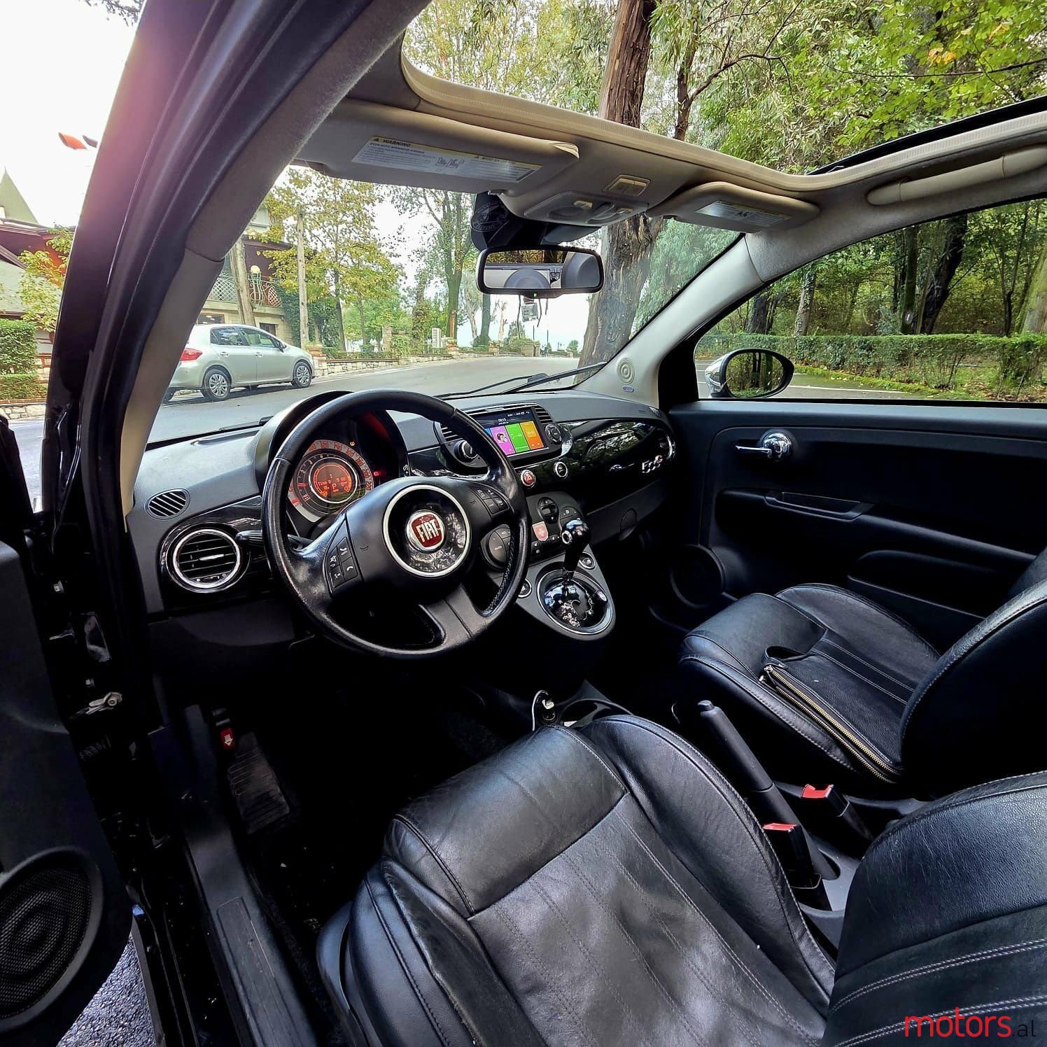2013' Fiat 500C photo #2