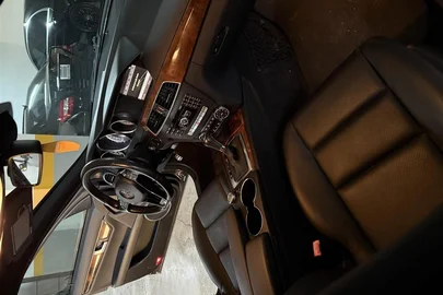 2012' Mercedes-Benz C 300