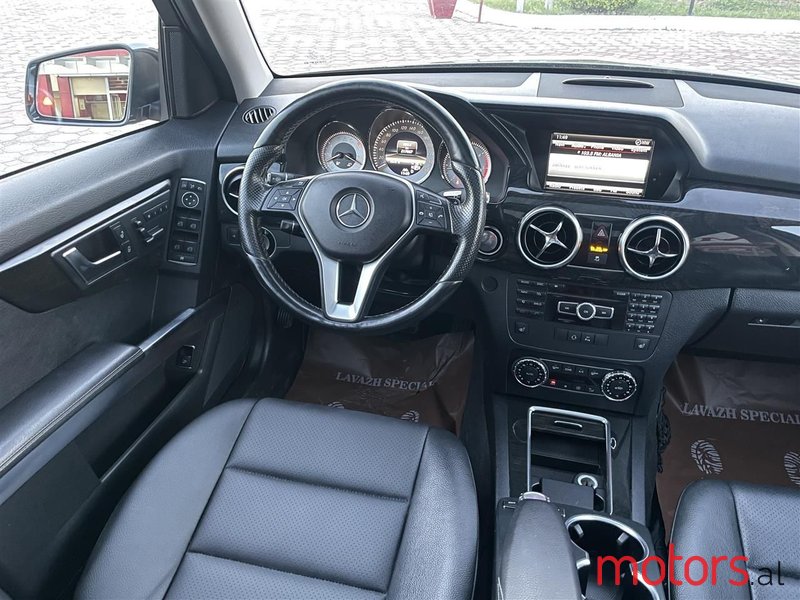 2014' Mercedes-Benz GLK 250 photo #6