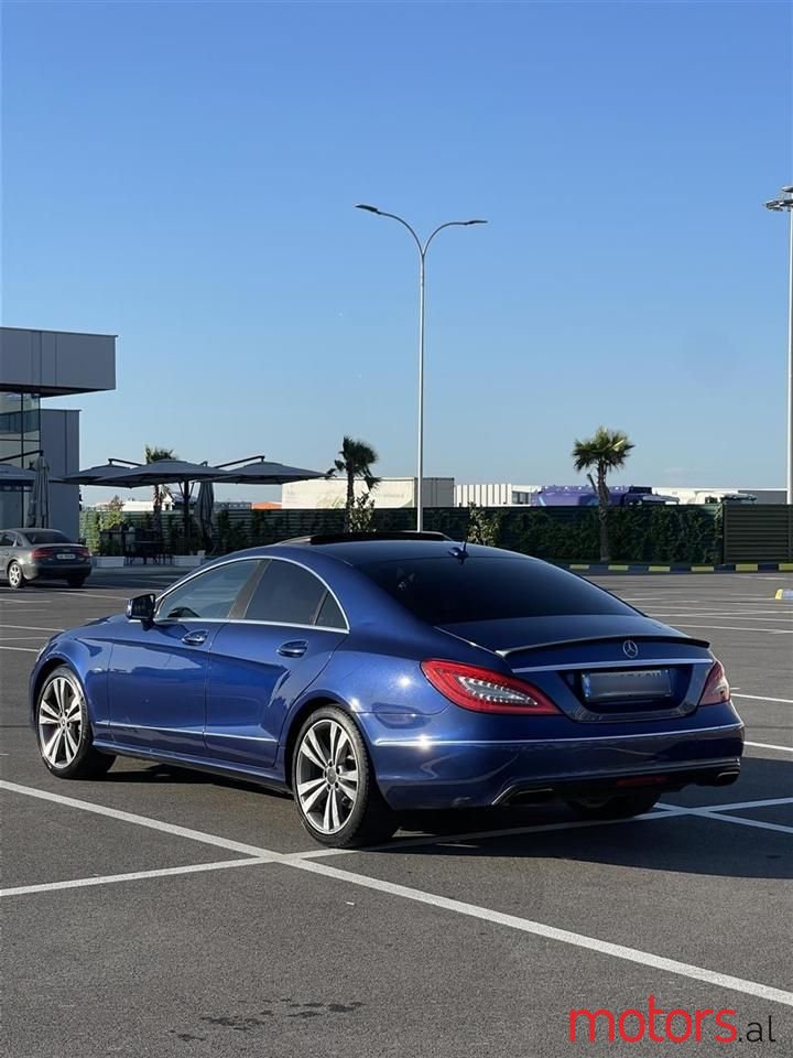 2011' Mercedes-Benz CLS 350 photo #4