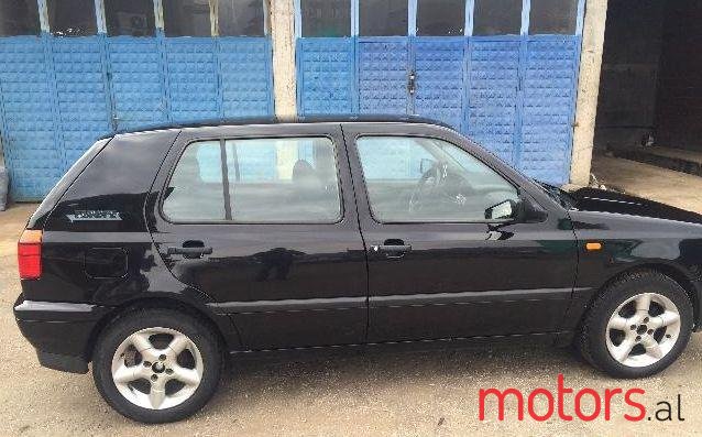 1997' Volkswagen Golf photo #1