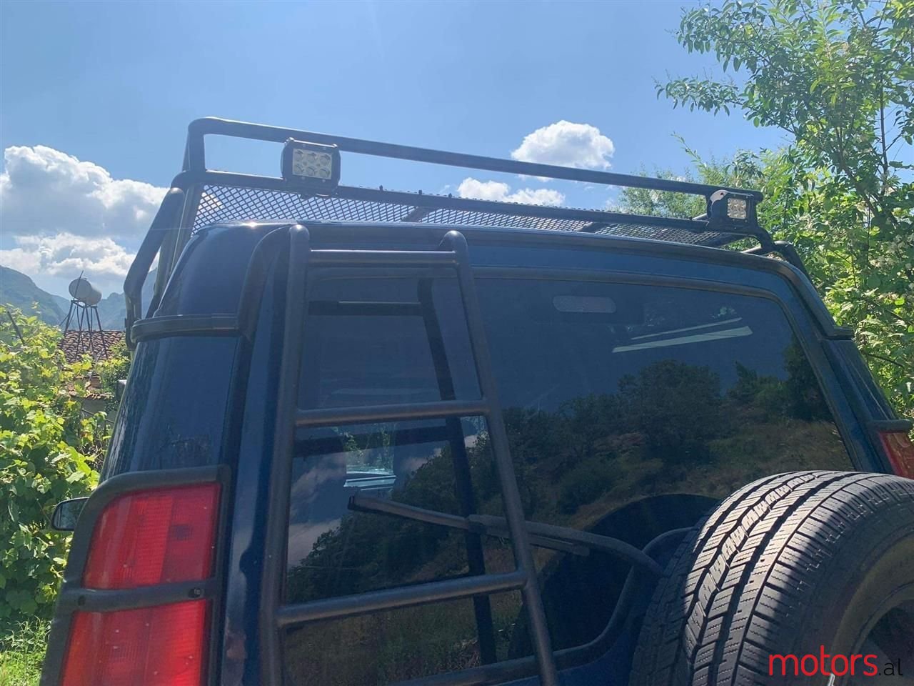 2002' Land Rover Discovery photo #2